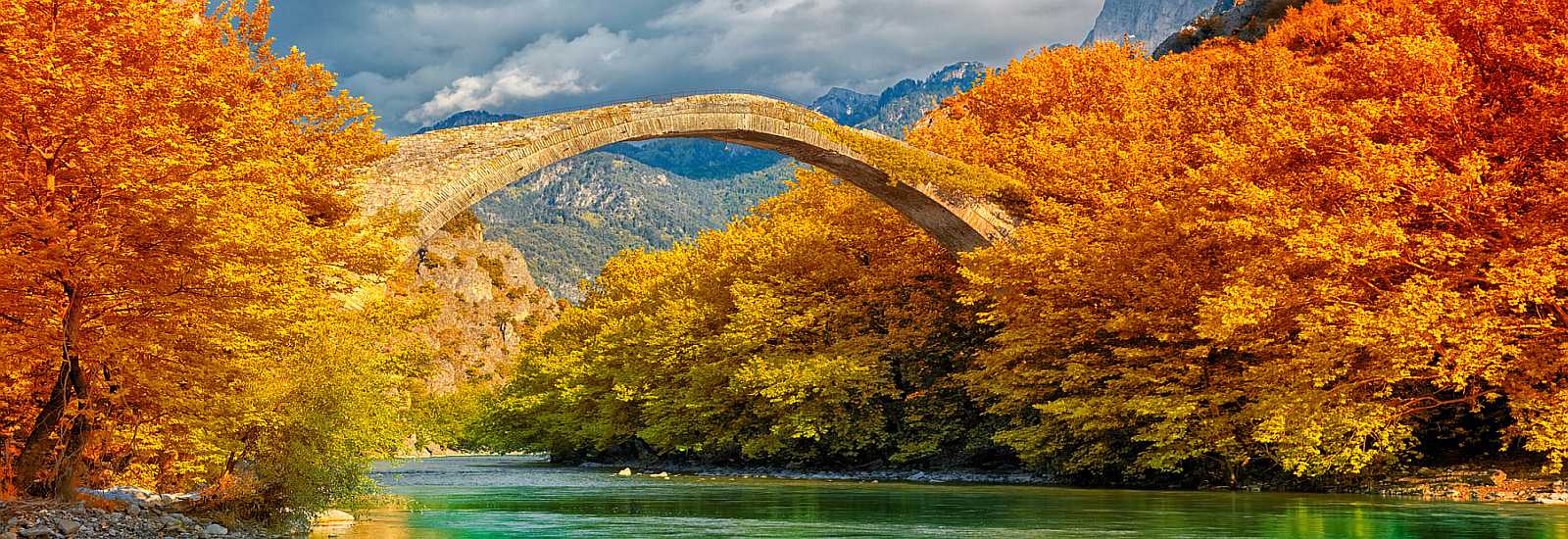 Bridge over Aoos river<span>Konitsa, Greece</span>